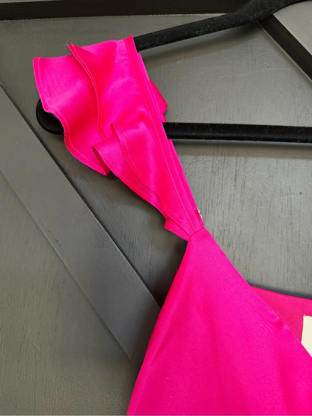NWOT Cami NYC Damaris Cami in Neon Pink, Size Small - Picture 3 of 8